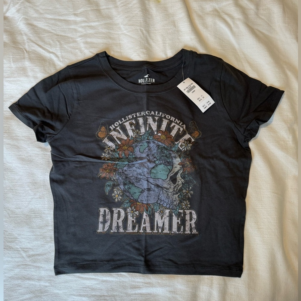 Hollister Crop Top graphic tee